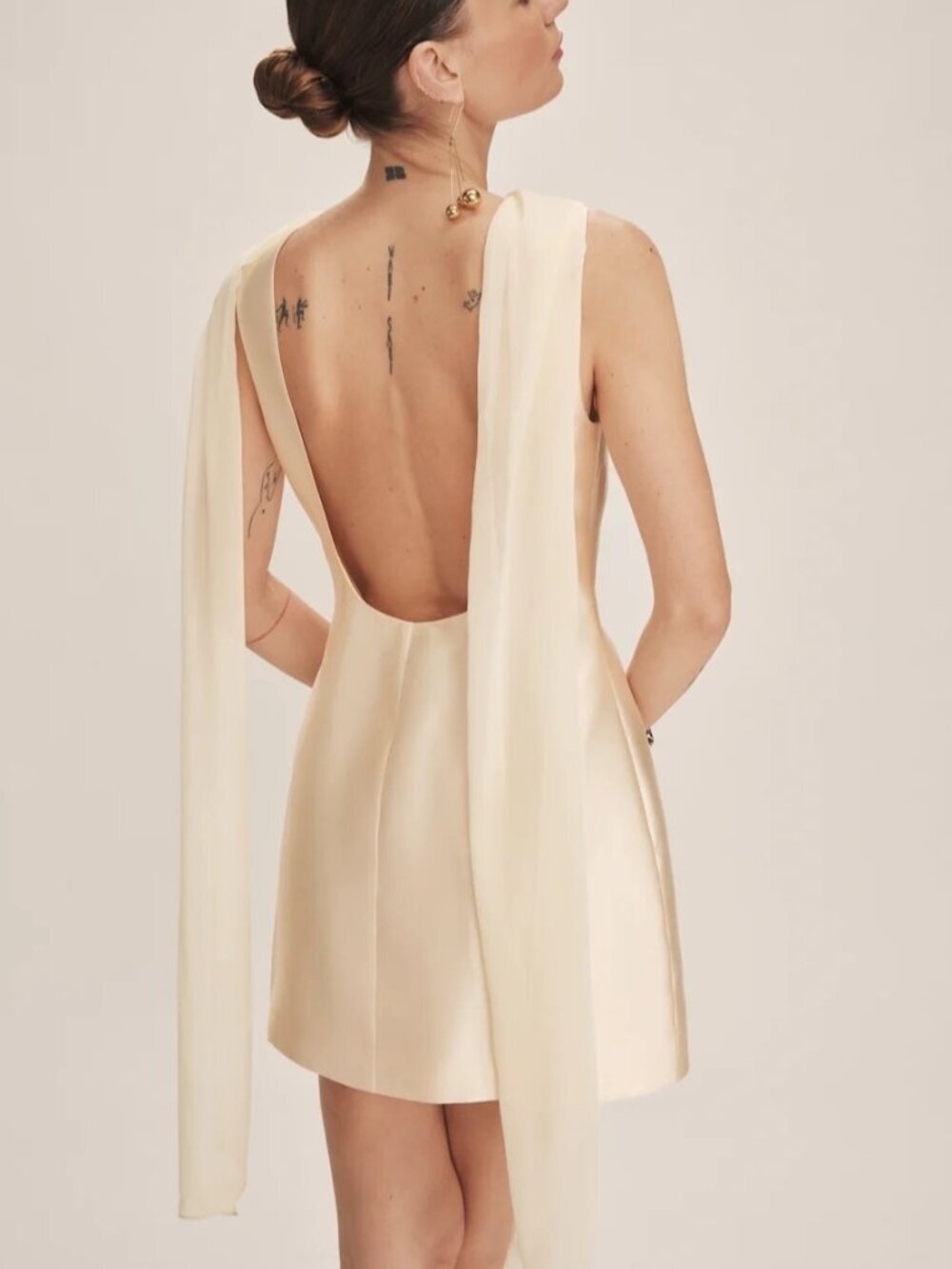 NEW Reformation Ecru Mini Scarf Detail Dress Butter Bridal Cream | US 2 UK 6 - Picture 2 of 15
